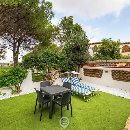 아파트 Sardinian Seaside Bliss