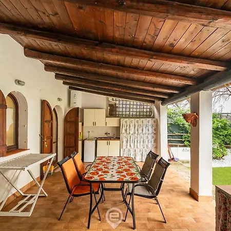 Sardinian Seaside Bliss Apartment Capitana