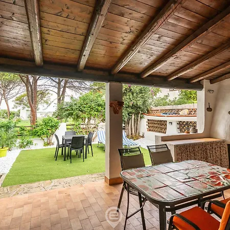 Sardinian Seaside Bliss * 캐피타나