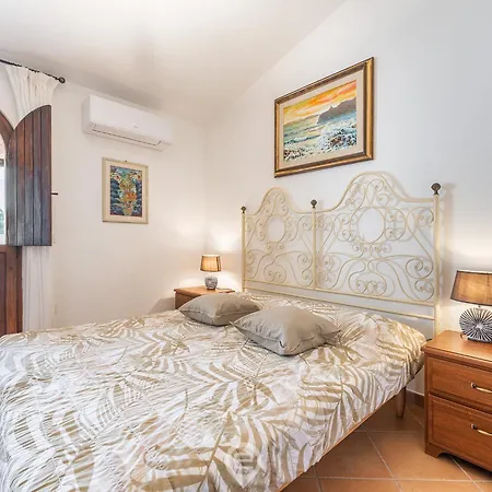 Sardinian Seaside Bliss Apartment Capitana