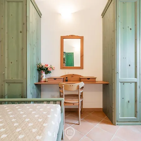 Sardinian Seaside Bliss 캐피타나