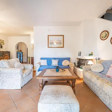 Sardinian Seaside Bliss - Near The & Parking *