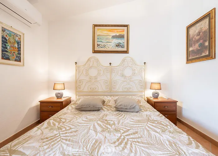 Apartment Sardinian Seaside Bliss